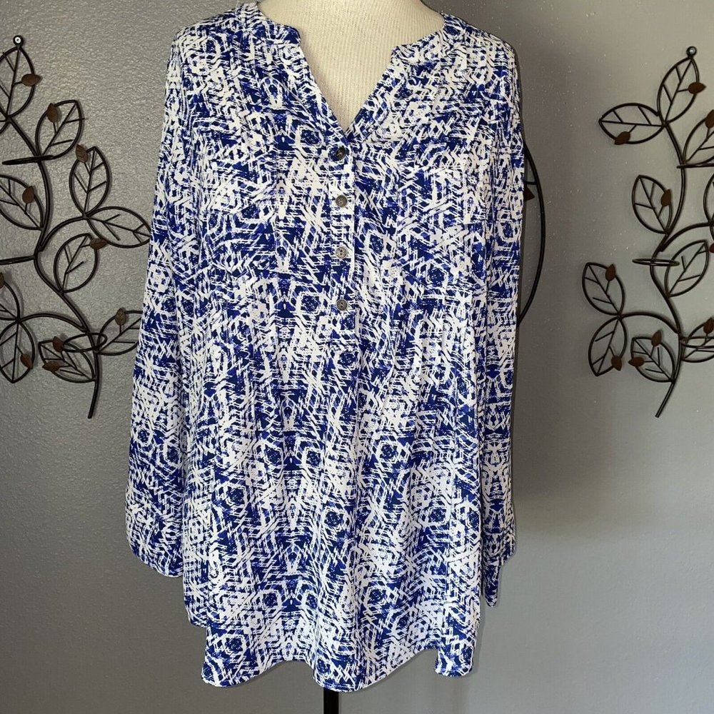 NY Collection Blouse Women's Size Large Geometric Roll Tab Sleeves Front Pockets